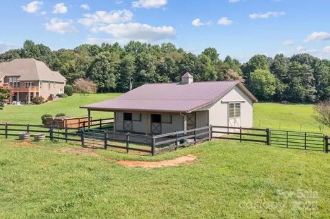 861 Tabor Rd, Olin, NC 28660 photo 4