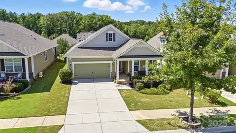 5031 Lydney Cir, Waxhaw, NC 28173