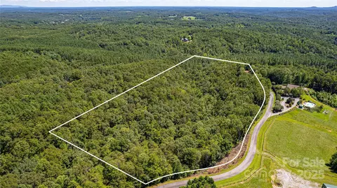 473 Jones Rd, Mill Spring, NC 28756