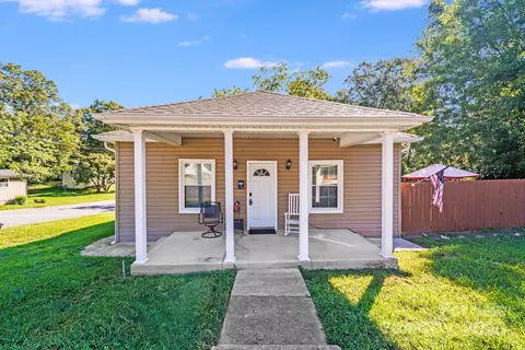 301 S Mountain St, Cherryville, NC 28021