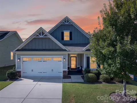 5219 Larewood Dr, Charlotte, NC 28215