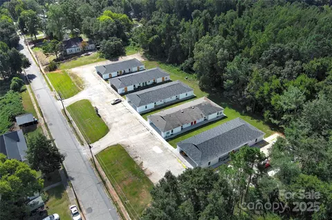 401 Orchard St, Wadesboro, NC 28170