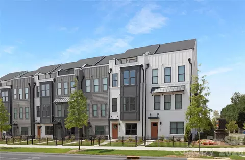 3664 S Tryon 30 St #30, Charlotte, NC 28217