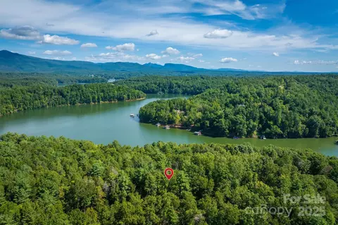 2205 Black Forest 28 Dr #28, Marion, NC 28752 photo 3