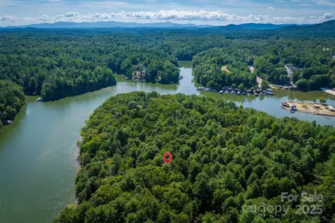 2205 Black Forest 28 Dr #28, Marion, NC 28752 photo 7