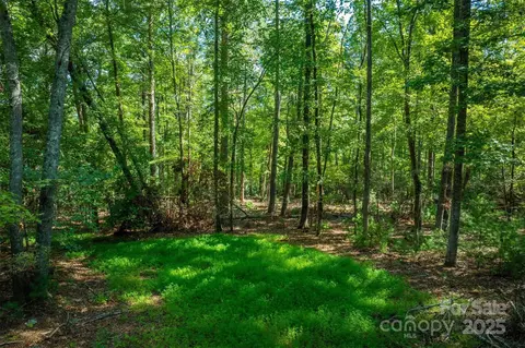 2205 Black Forest 28 Dr #28, Marion, NC 28752 photo 14