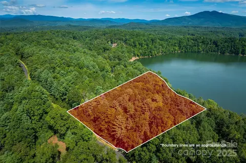 2205 Black Forest 28 Dr #28, Marion, NC 28752