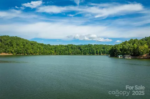 2205 Black Forest 28 Dr #28, Marion, NC 28752 photo 11