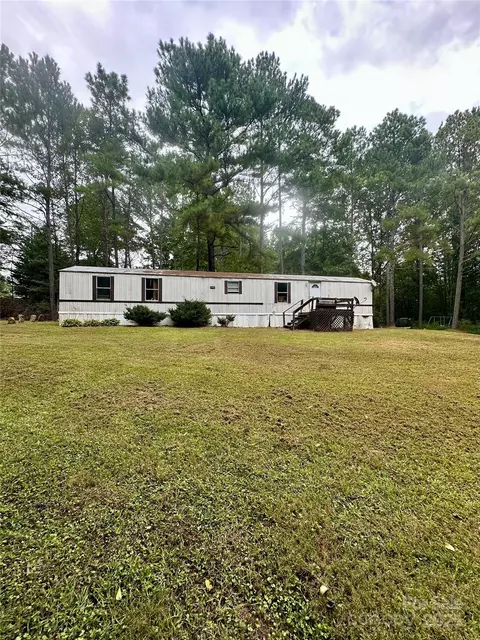 107 Knob Creek Dr, Lawndale, NC 28090
