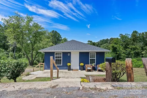 428 Folk Nw St NW, Lenoir, NC 28645