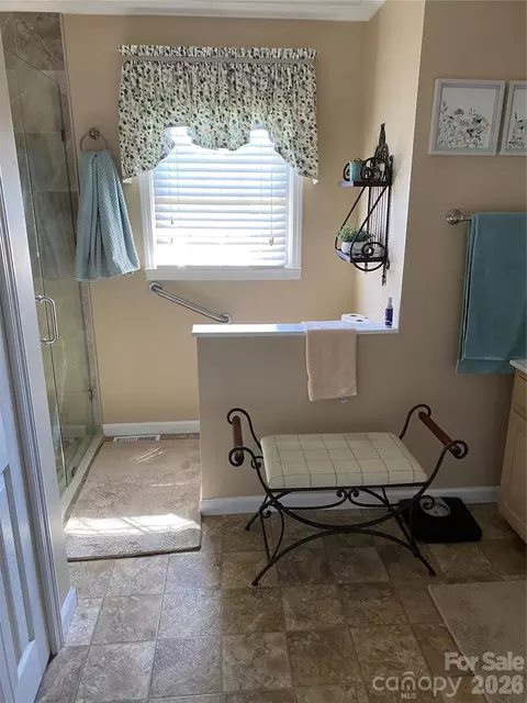 Bath - 9525 Mull Rd, Vale, NC 28168 photo 1 of 2