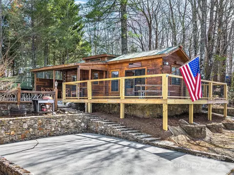 30 Boulder 1 Dr #1, Lake Toxaway, NC 28747