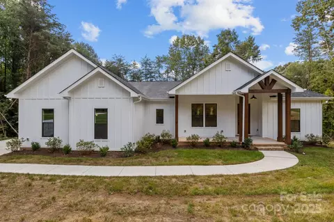 8225 Long Island Rd, Catawba, NC 28609