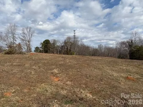 2114 Finger Bridge Rd, Hickory, NC 28602
