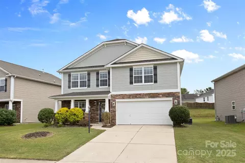 12820 Settlers Trail Ct, Charlotte, NC 28278