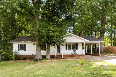 240 Vermont Dr, Stanley, NC 28164