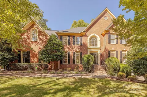 2629 Providence Hills Dr, Matthews, NC 28105
