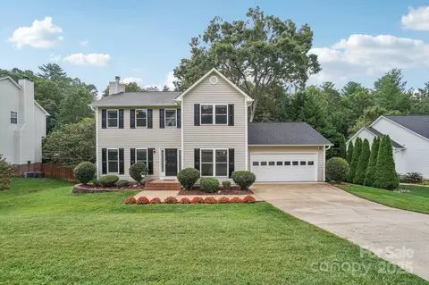224 River Birch Dr, Fletcher, NC 28732