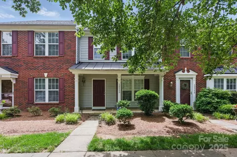 12350 Swan Wings Pl, Huntersville, NC 28078