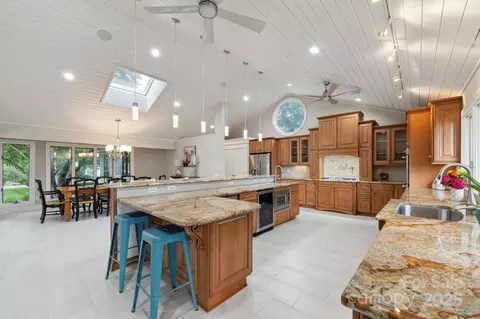 Kitchen - 22501 John Gamble Rd, Cornelius, NC 28031 photo 4 of 9