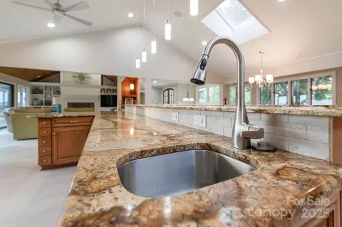 Kitchen - 22501 John Gamble Rd, Cornelius, NC 28031 photo 9 of 9