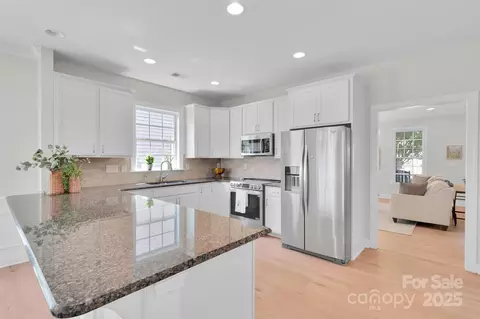 13415 Hazelbrook Ln, Cornelius, NC 28031 photo 8