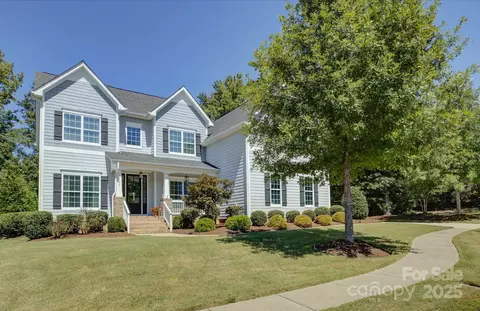 14733 Murfield Ct, Charlotte, NC 28278