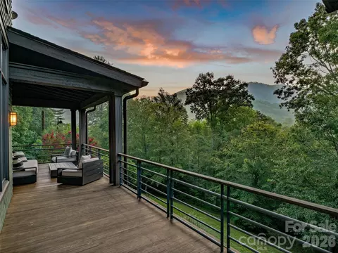 39 Ox Bow Xing, Weaverville, NC 28787
