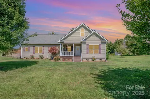 326 Dowell Rd, Olin, NC 28660