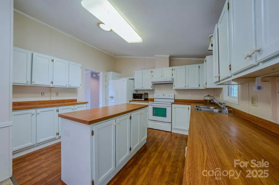 Kitchen - 110 Haven Rd, East Flat Rock, NC 28726 photo 2 of 2