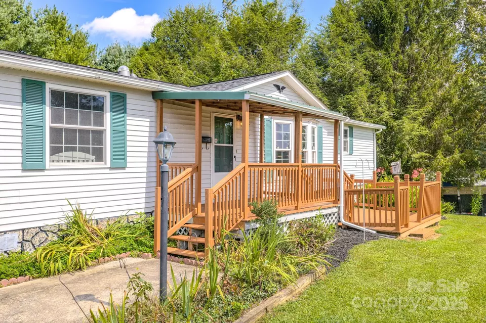 Exterior - 110 Haven Rd, East Flat Rock, NC 28726 photo 4 of 12