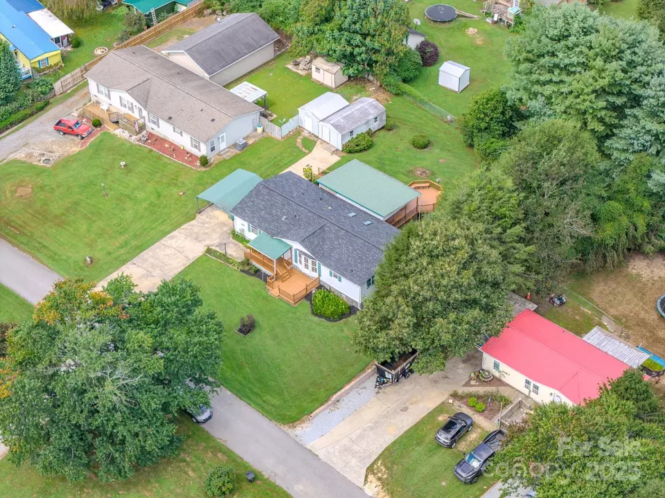 View/Area - 110 Haven Rd, East Flat Rock, NC 28726 photo 3 of 6
