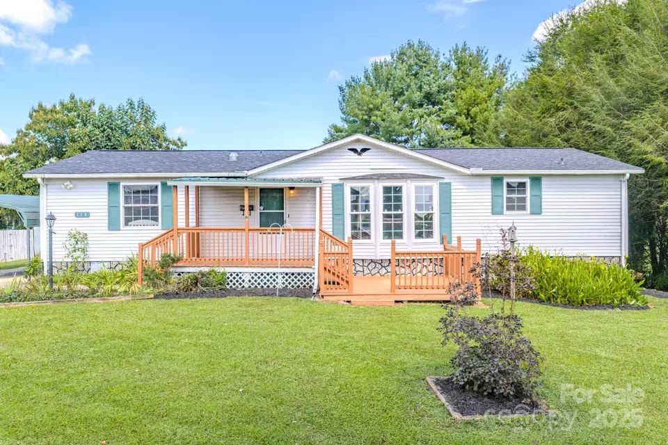 Exterior - 110 Haven Rd, East Flat Rock, NC 28726 photo 2 of 12