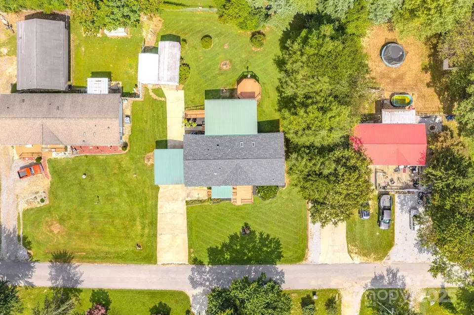 View/Area - 110 Haven Rd, East Flat Rock, NC 28726 photo 1 of 6