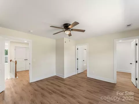Bedroom - 202 Beacon Ave, Morganton, NC 28655 photo 3 of 7