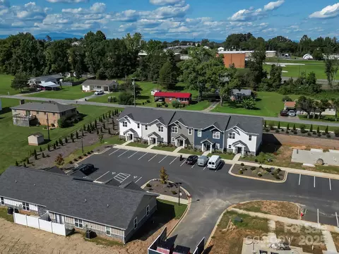 View/Area - 202 Beacon Ave, Morganton, NC 28655 photo 1 of 4