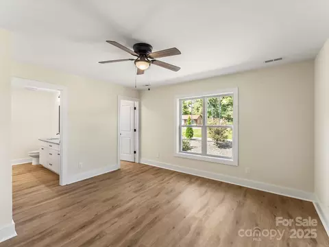 Bedroom - 202 Beacon Ave, Morganton, NC 28655 photo 2 of 7