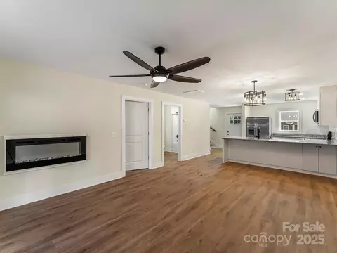 Living - 202 Beacon Ave, Morganton, NC 28655 photo 4 of 5