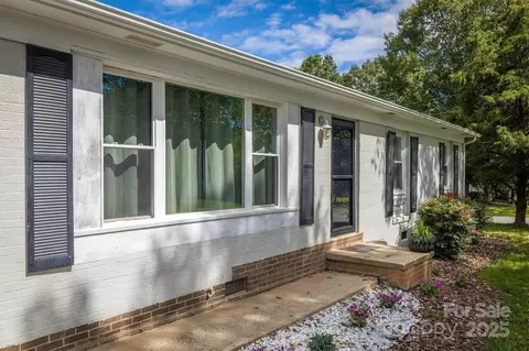 Exterior - 5029 Scott Rd, Morganton, NC 28655 photo 1 of 1