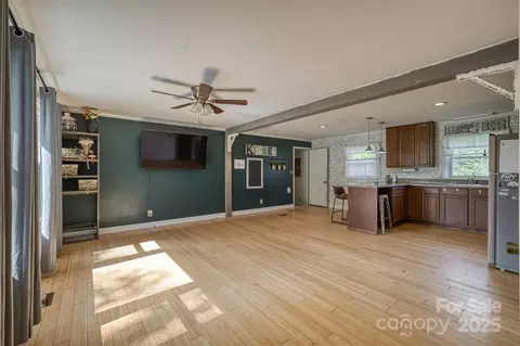 Living - 5029 Scott Rd, Morganton, NC 28655 photo 4 of 4