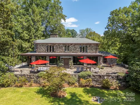 222 Stonehedge Ln, Tryon, NC 28782
