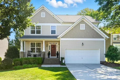 1618 Ballwood Ct, Charlotte, NC 28227