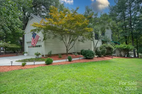 8928 St Croix Ln, Charlotte, NC 28277