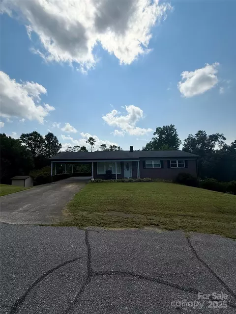815 Tron Nw Ave NW, Valdese, NC 28690