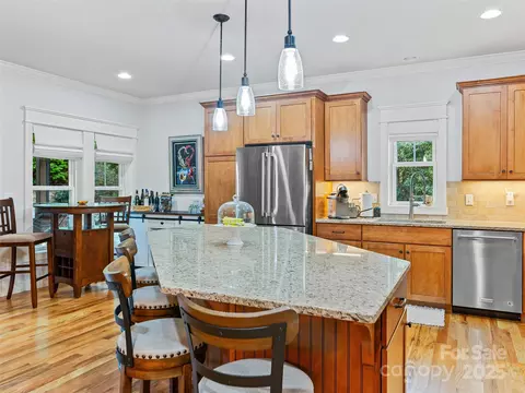 Kitchen - 54 Stills Creek Loop, Fairview, NC 28730 photo 2 of 5