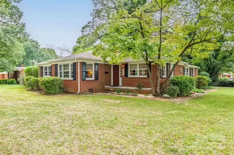 5443 Hilltop Cir, Charlotte, NC 28269