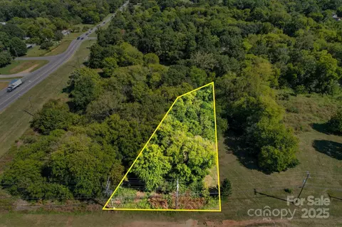 3455 Roberta Rd, Concord, NC 28027