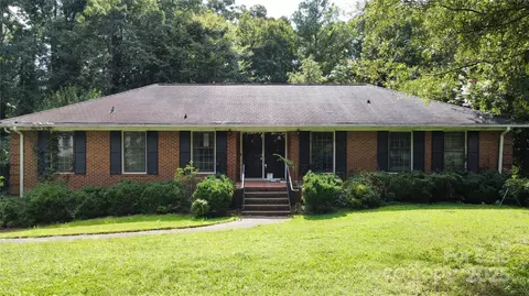 7700 Candis Dr, Charlotte, NC 28212