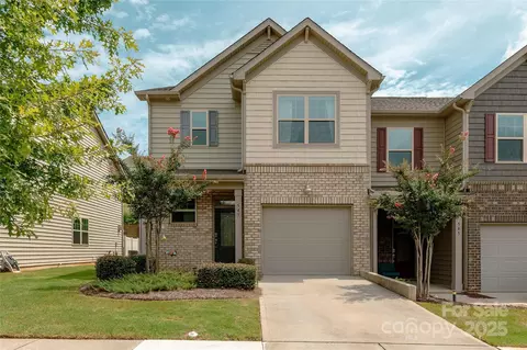543 Common Raven Ct, Fort Mill, SC 29715