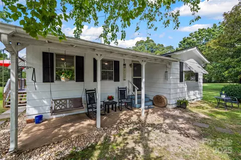 1180 Simpson Rd, Mcconnells, SC 29726